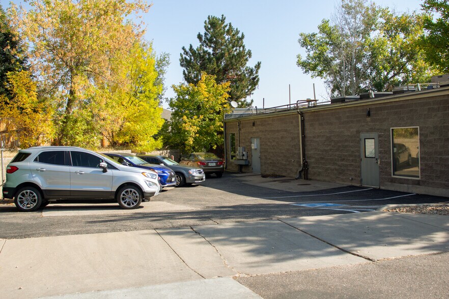 More Photos Of 965 S Kipling, Lakewood Medical For Sale