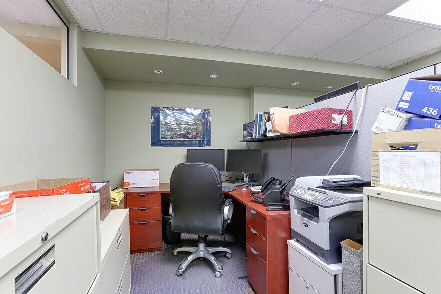 More Photos Of 12520 Horseshoe Way, Richmond Warehouse For Lease
