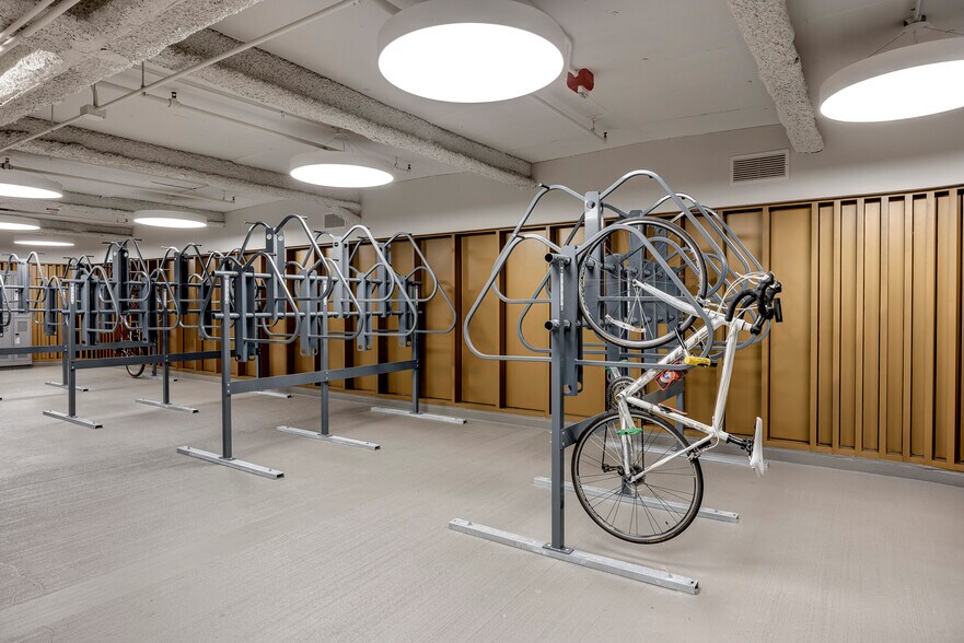 More Photos Of 1700 7th Ave, Seattle Office For Lease