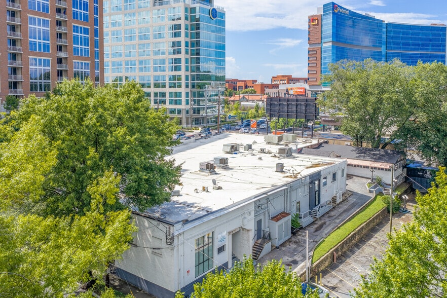More Photos Of 1831 Peachtree Rd NW, Atlanta Storefront For Lease