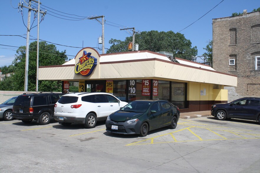 Primary Photo Of 6 W 59th St, Chicago Fast Food For Sale