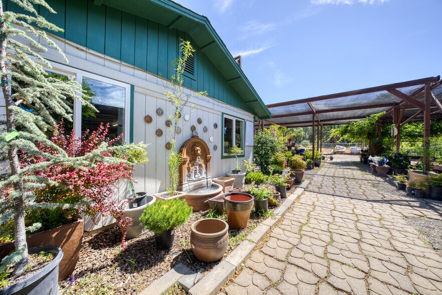 Primary Photo Of 3360 Old Highway 53, Clearlake Garden Center For Sale