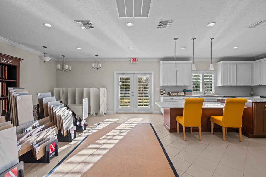 More Photos Of 49 Shores Blvd, Saint Augustine Office For Sale