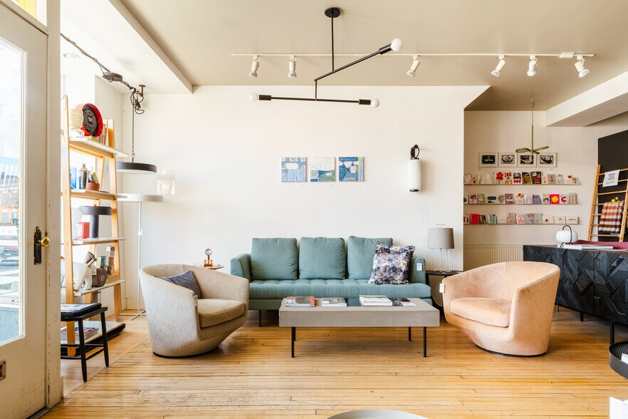 More Photos Of 705 Warren St, Hudson Storefront Retail Residential For Sale