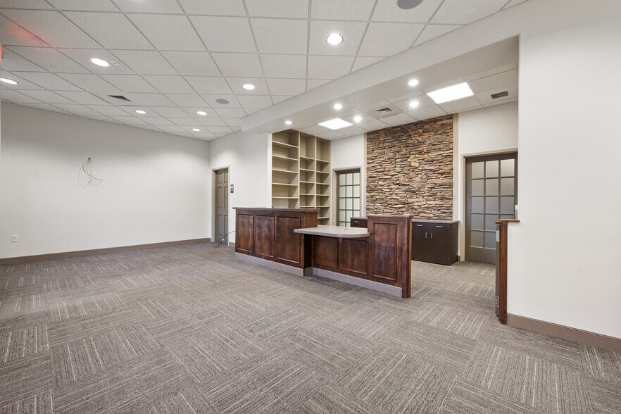 More Photos Of 6102 82nd St, Lubbock Medical For Sale