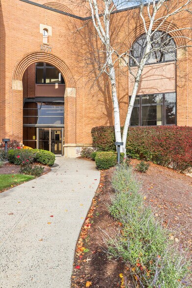 More Photos Of 1077 Bridgeport Ave, Shelton Unknown For Lease