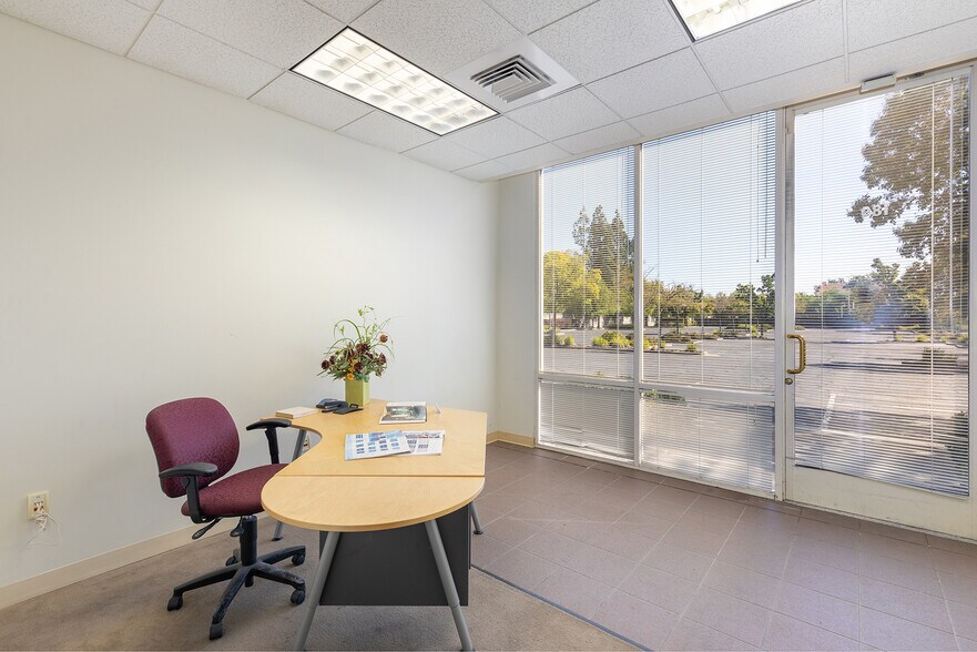 More Photos Of 333 Sunset Ave, Suisun City Medical For Sale