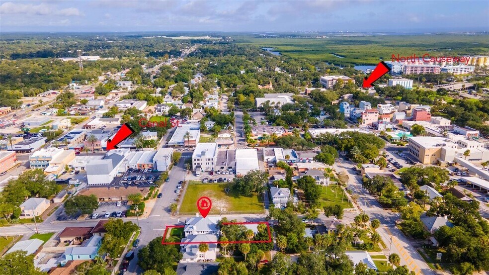 More Photos Of 201 Palmetto St, New Smyrna Beach Apartments For Sale