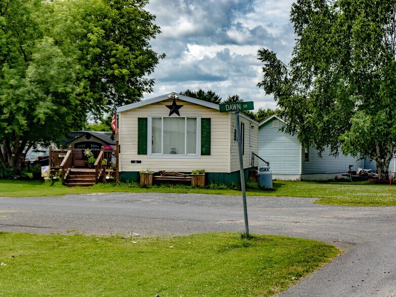 More Photos Of 50 Davis St, Presque Isle Manufactured Housing Mobile Home Park For Sale