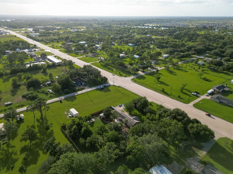 More Photos Of 11111 FM 1764 Rd, Santa Fe General Retail For Sale