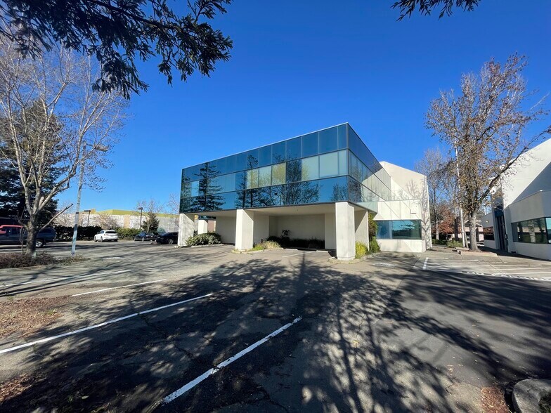 More Photos Of 191 Lynch Creek Way, Petaluma Medical For Lease