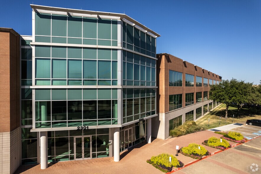 More Photos Of 2301 W Plano Pky, Plano Office For Lease