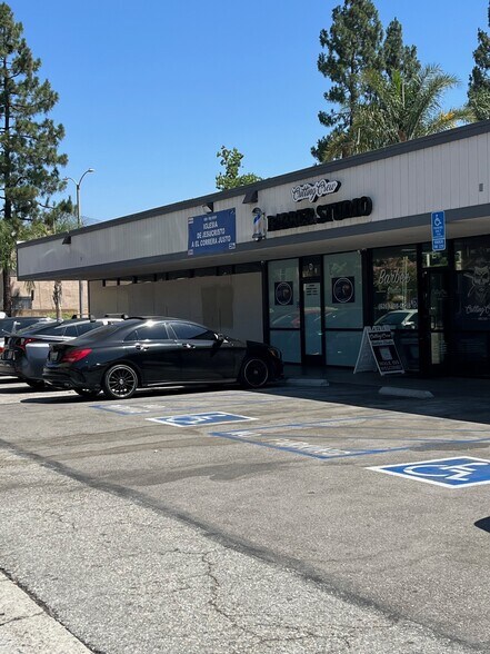 More Photos Of 13414 Ramona Blvd, Baldwin Park Storefront For Lease