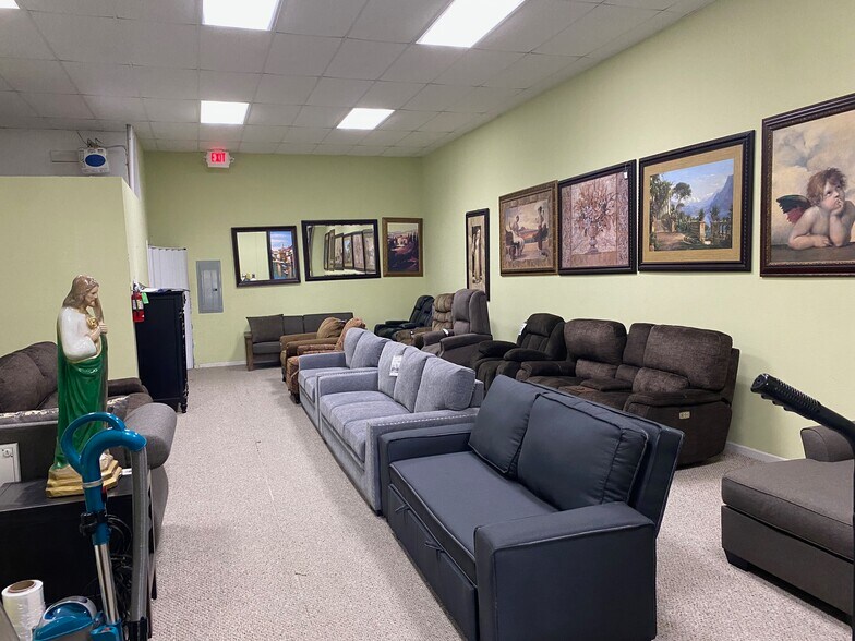 More Photos Of 116 W 6th St, Hanford Freestanding For Sale