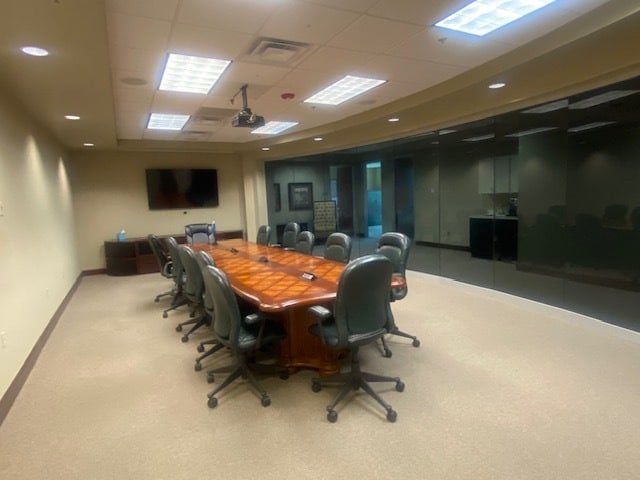 More Photos Of 13900 N Portland Ave, Oklahoma City Office For Lease