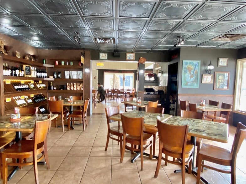 More Photos Of 4821 N Elston, Chicago Restaurant For Lease