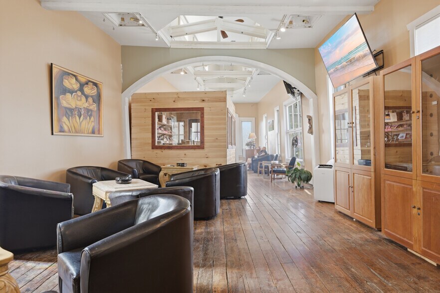 More Photos Of 21 Furnace St, Danielson Storefront For Sale