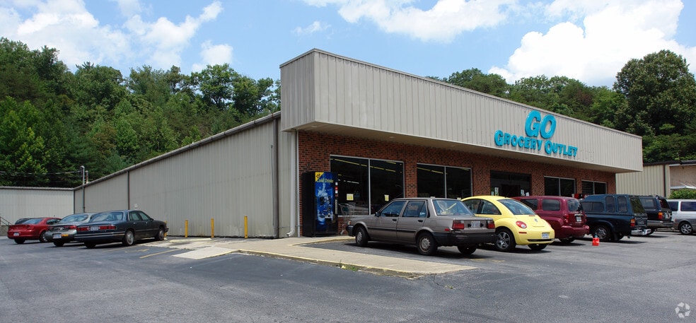 More Photos Of 1380 Tunnel Rd, Asheville Light Distribution For Lease