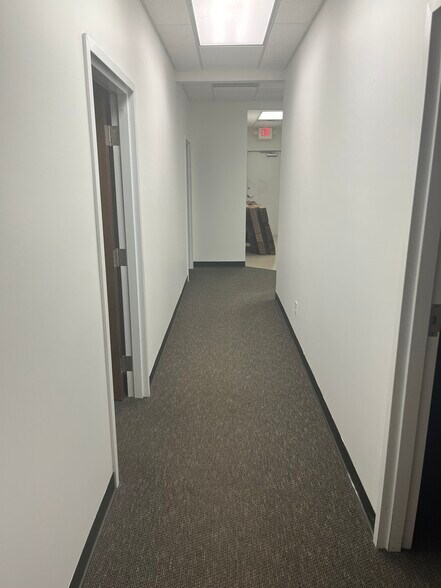 More Photos Of 12201 N Highway 41, Evansville Unknown For Lease