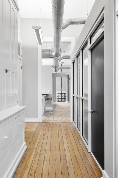 More Photos Of 1122 Rogers St, Louisville Police Fire Station For Sale