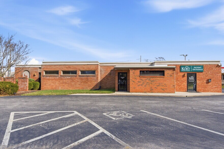 More Photos Of 4430 Crawford Ave, Louisville Medical For Lease