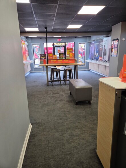 More Photos Of 257 Ferry St, Newark General Retail For Sale
