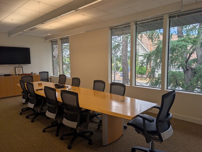 More Photos Of 777 Cuesta Dr, Mountain View Medical For Lease