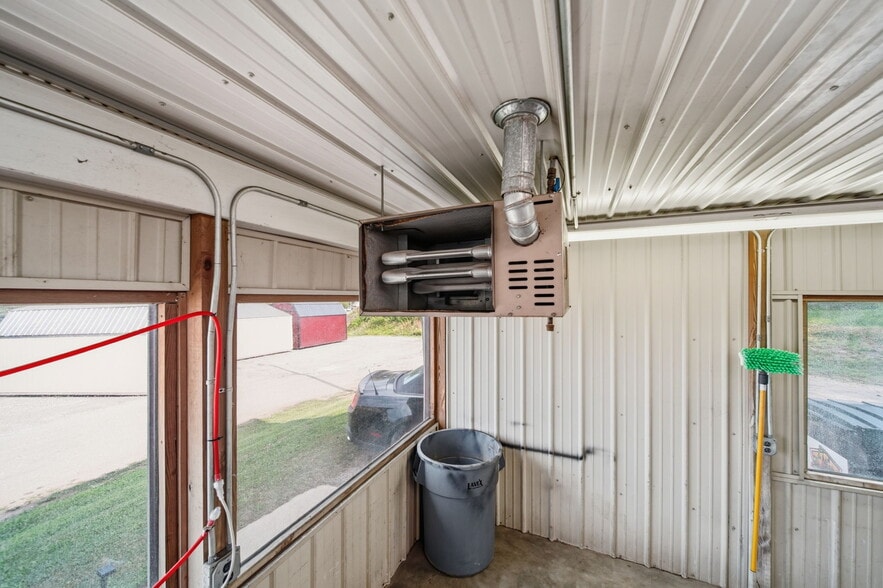 More Photos Of 2768 W Carleton Rd, Hillsdale Specialty For Sale