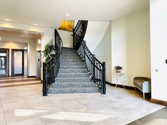 More Photos Of 1955 W Grove Parkway, Pleasant Grove Office For Sale