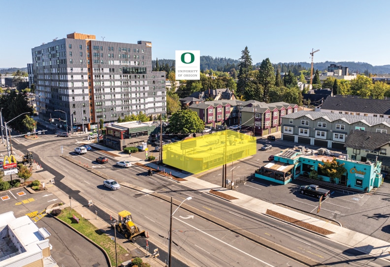 Primary Photo Of 652 E Broadway, Eugene Restaurant For Lease