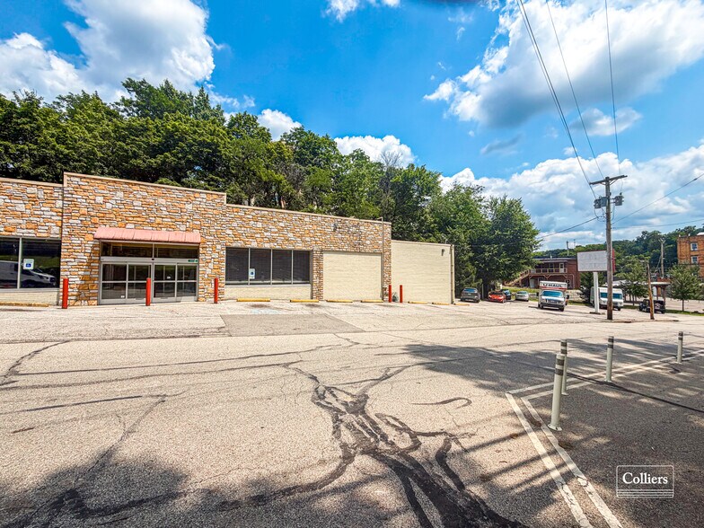 More Photos Of 2928 Sheraden Blvd, Pittsburgh Freestanding For Lease