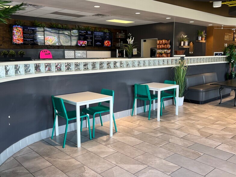 More Photos Of 803 18th Ave NW, Austin Restaurant For Sale