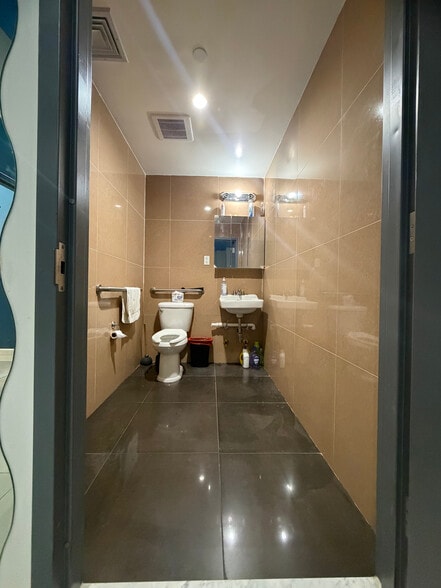 More Photos Of 366 Kings Hwy, Brooklyn Apartments For Sale