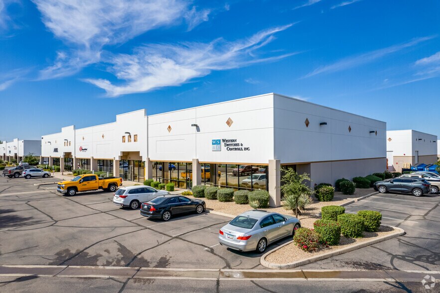 More Photos Of 3602 E Southern Ave, Phoenix Warehouse For Lease