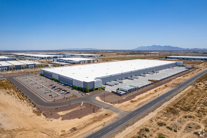 Primary Photo Of 6801 N Cotton Ln, Glendale Distribution For Lease