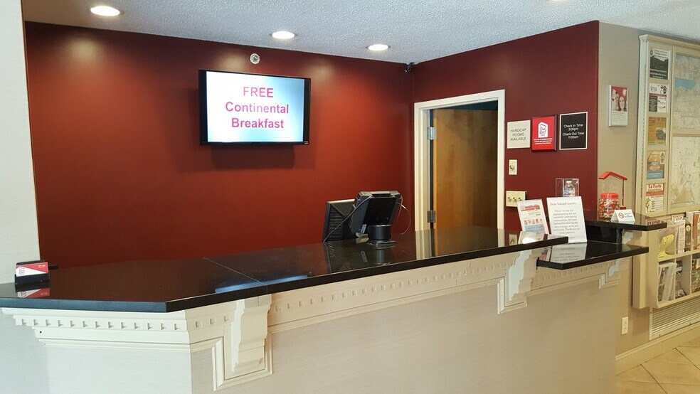 More Photos Of 41 Old Route 146, Clifton Park Hotel For Sale