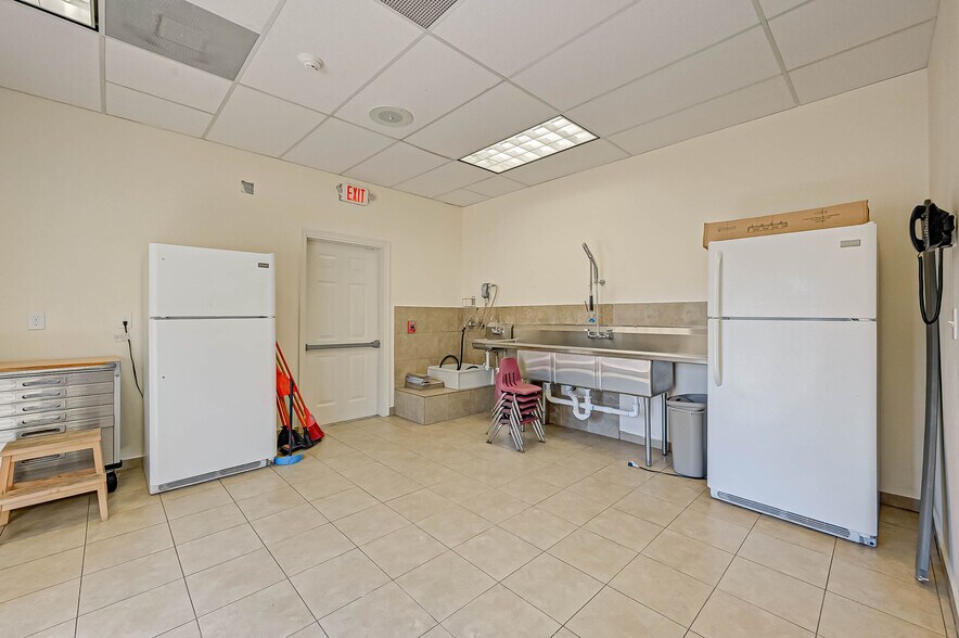 More Photos Of 2105 Cypress Landing Dr, Houston Daycare Center For Sale