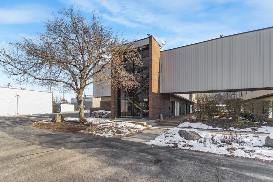 More Photos Of 15510 Cicero Ave, Oak Forest Medical For Lease