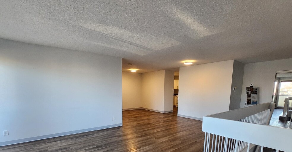 More Photos Of 5000 50 St, Beaumont Storefront Retail Office For Lease