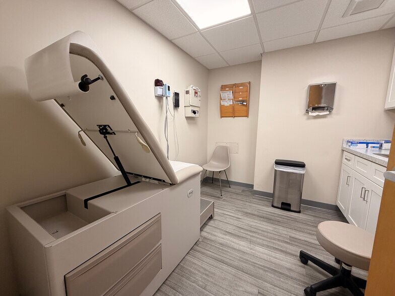More Photos Of 333 School St, Pawtucket Medical For Sale