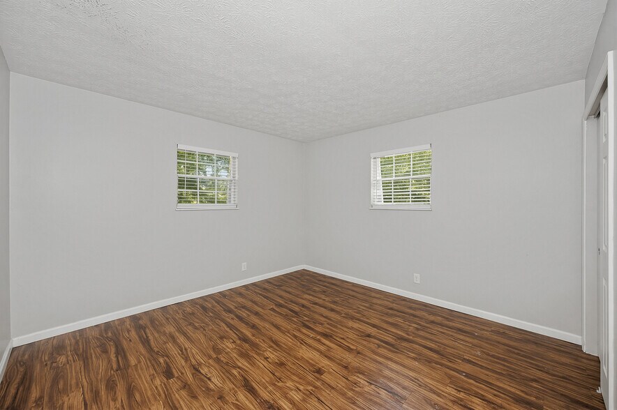More Photos Of 3935-3939 Wilma Ct, Cincinnati Apartments For Sale