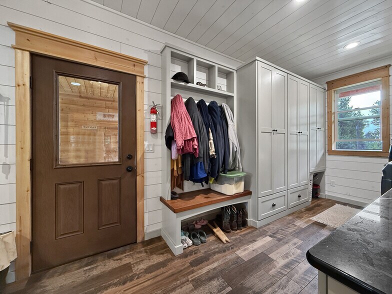 More Photos Of 37495 Boulder Flat Ln, Halfway Land For Sale