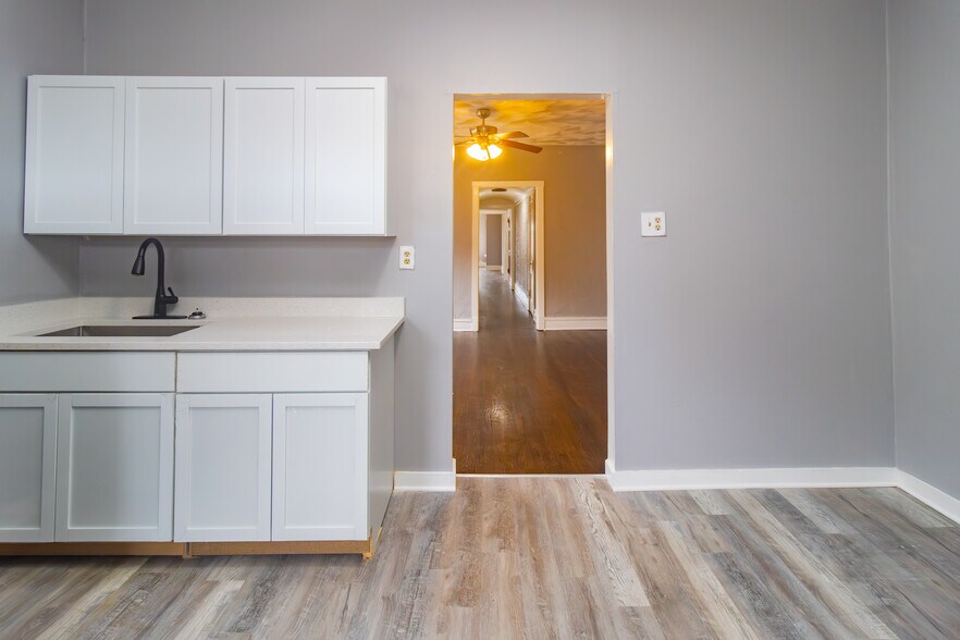 More Photos Of 7304 S Union Ave, Chicago Apartments For Sale