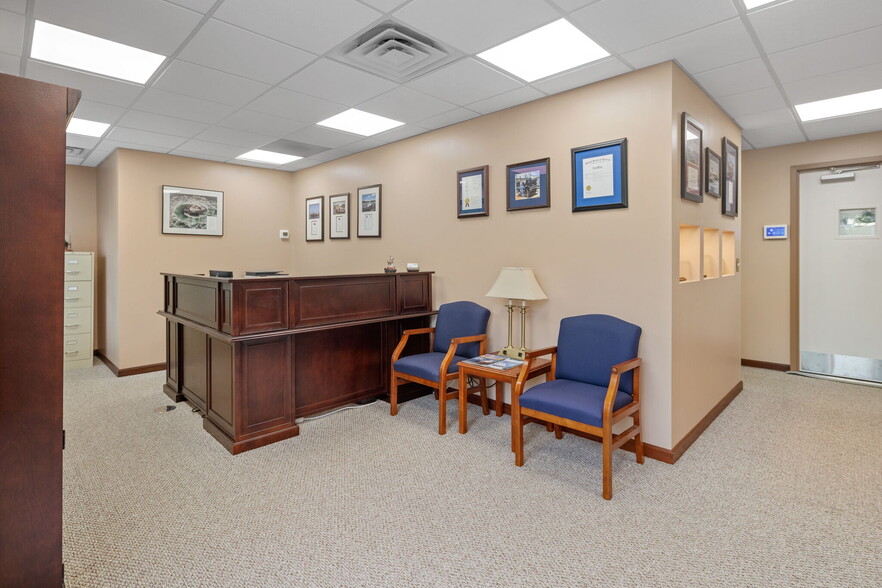 More Photos Of 30 Bolton Ln, West Creek Light Distribution For Sale