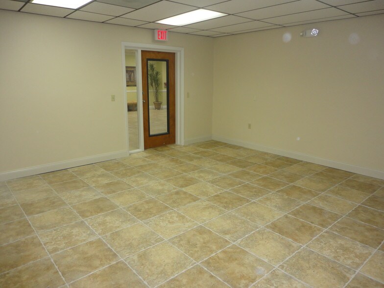 More Photos Of 36739 County Road 52, Dade City Medical For Lease
