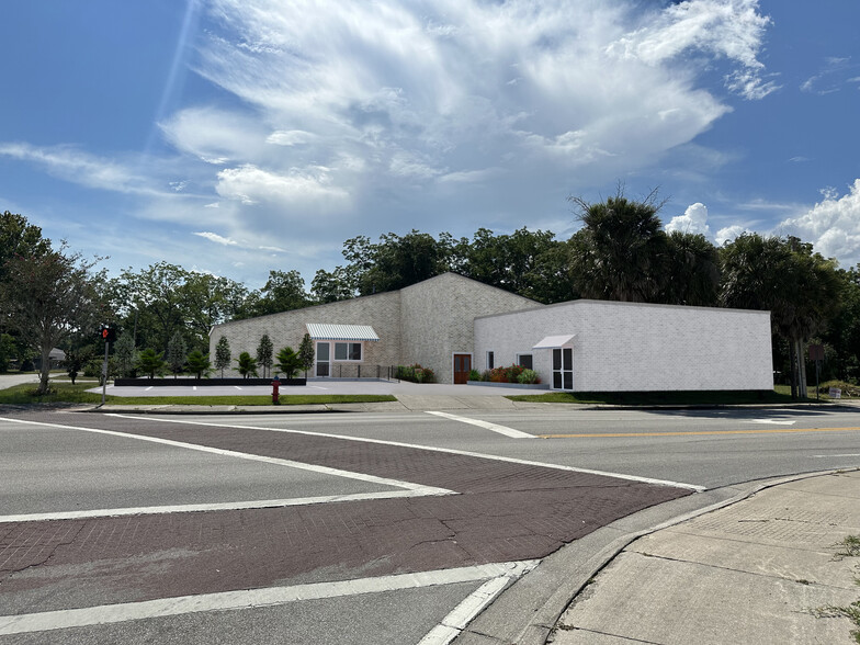 Primary Photo Of 1412 N Magnolia Ave, Ocala Restaurant For Sale