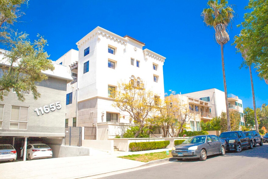 More Photos Of 11649 Mayfield Ave, Los Angeles Apartments For Sale