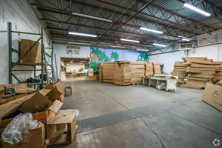 More Photos Of 5555-5563 S 104th East Ave, Tulsa Manufacturing For Sale