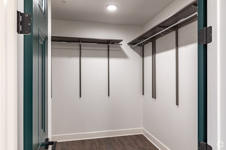 More Photos Of 1331 Spring St NW, Atlanta Unknown For Lease