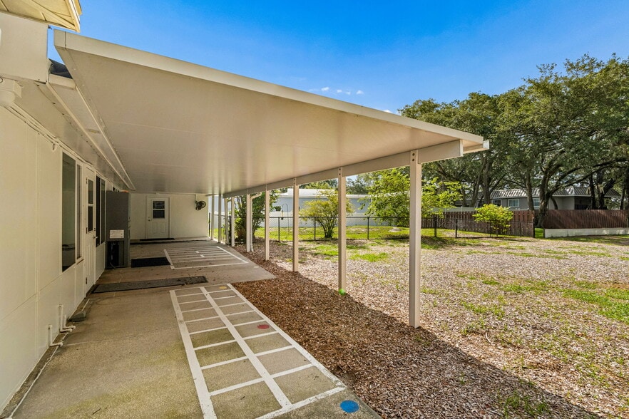 More Photos Of 4001 Skipper Rd, Tampa Schools For Sale